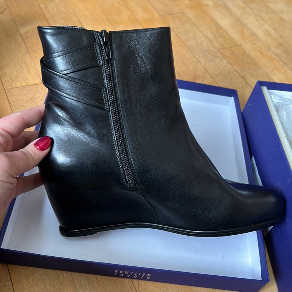 BNWB Stuart Weitzman Black Leather Wedges